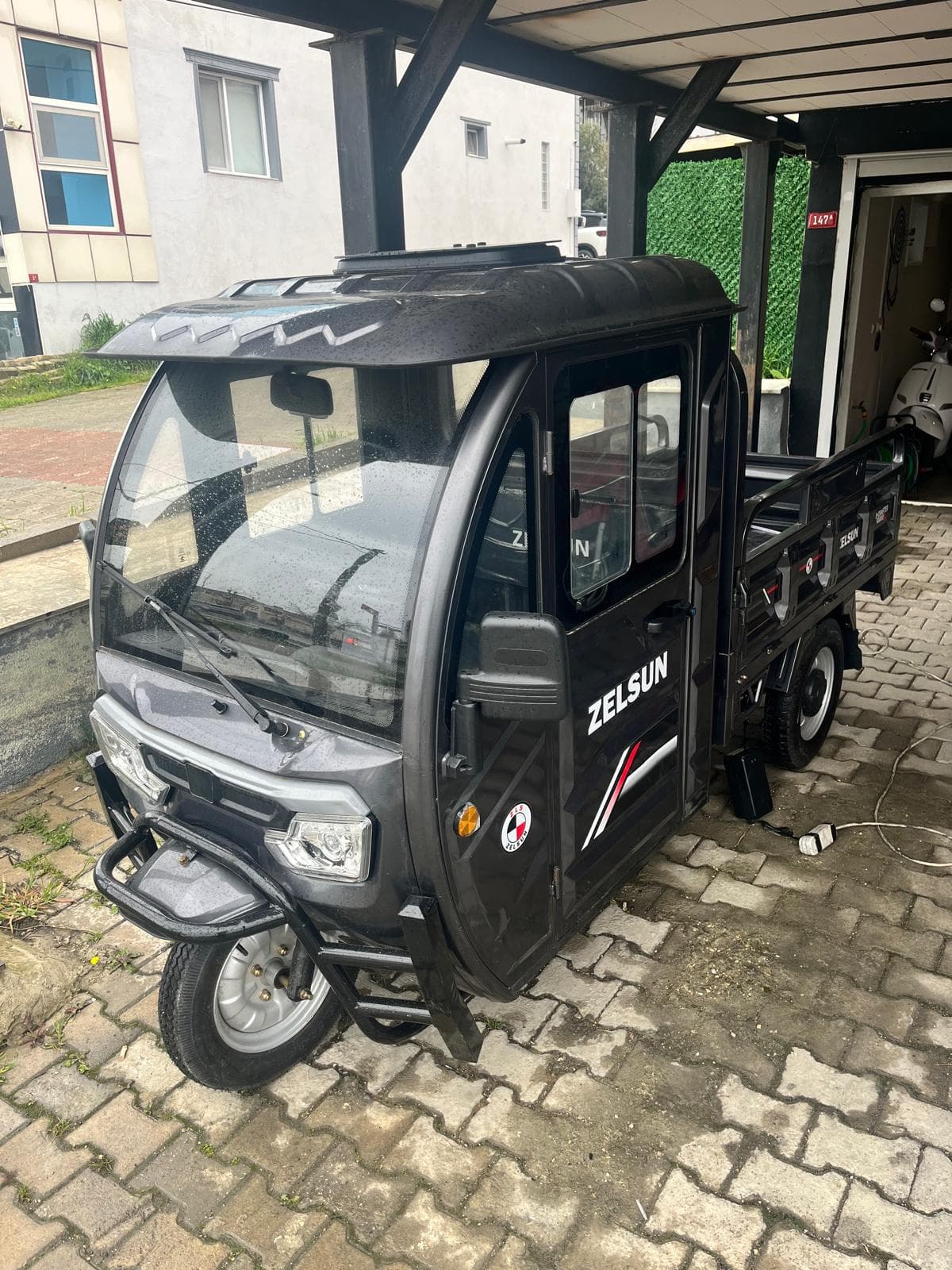 Zelsun E-Cargo Kabinli (Siyah)