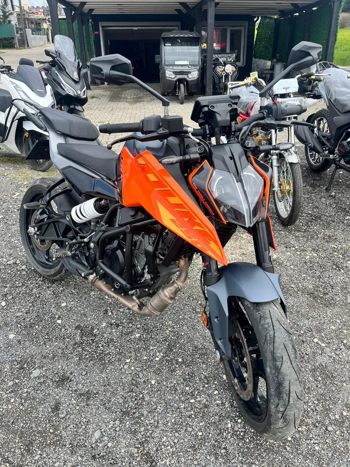 KTM Duke 200